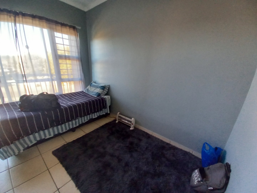 To Let 1 Bedroom Property for Rent in Van Der Hoff Park North West